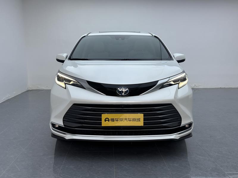 Toyota Sienna 2021