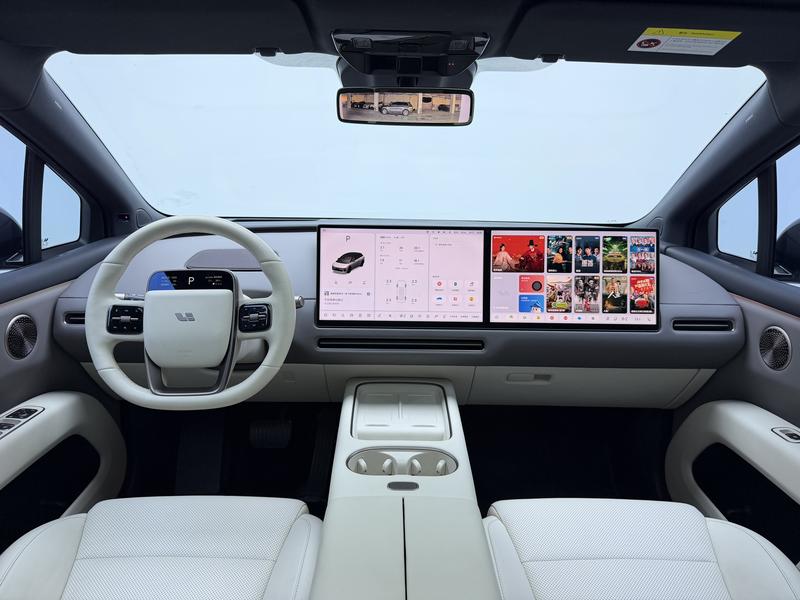 Li Auto Ideal i6 2025