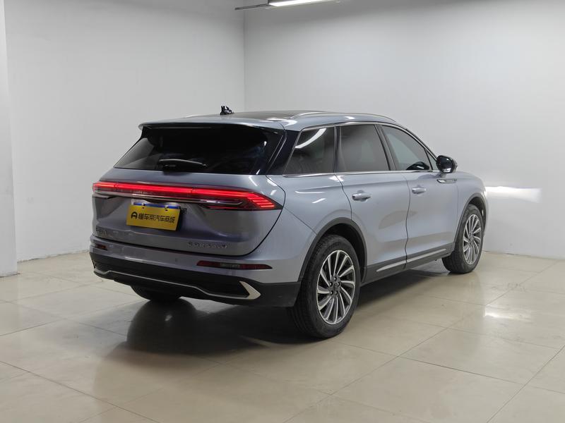 Lincoln adventurer 2023