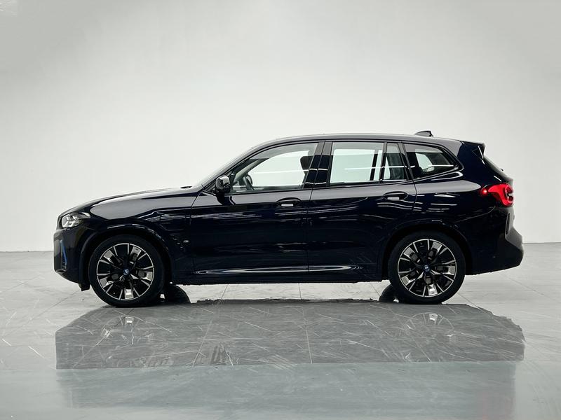 BMW BMW iX3 2022