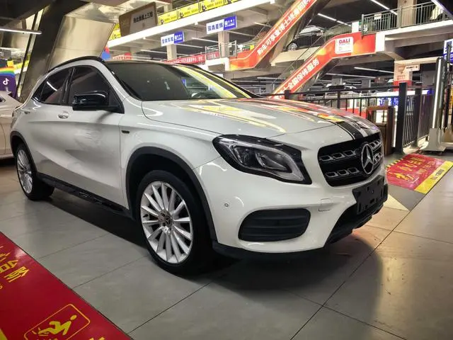 Mercedes-Benz Mercedes-Benz GLA GLA 200 Polar Limited Edition