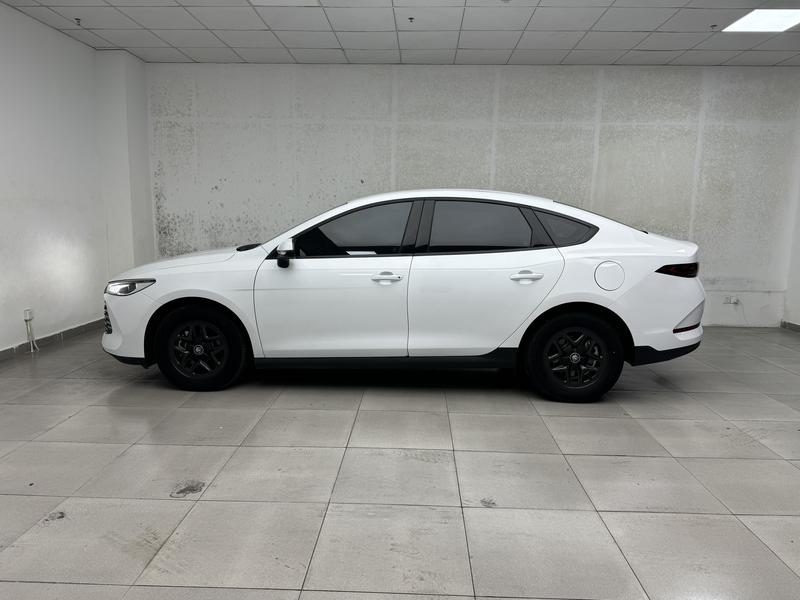 BYD Qin PLUS DM 2025