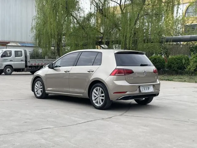 Volkswagen golf 200TSI DSG comfortable and enterprising version Country VI