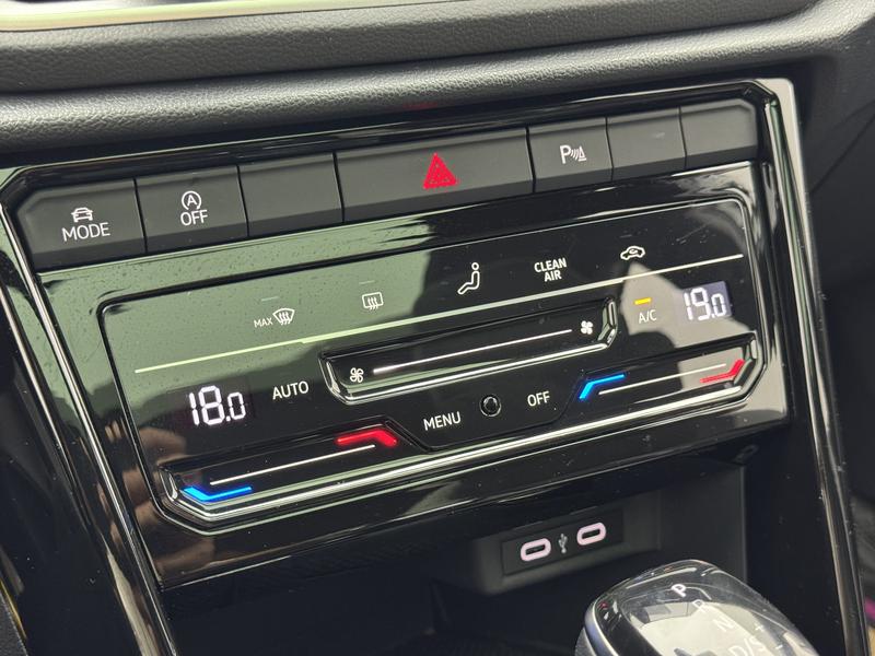 Volkswagen T-Roc 2024
