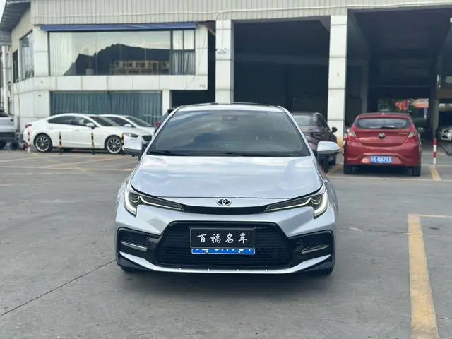 TOYOTA Lei Ling Dual engine 1.8H E-CVT sports version