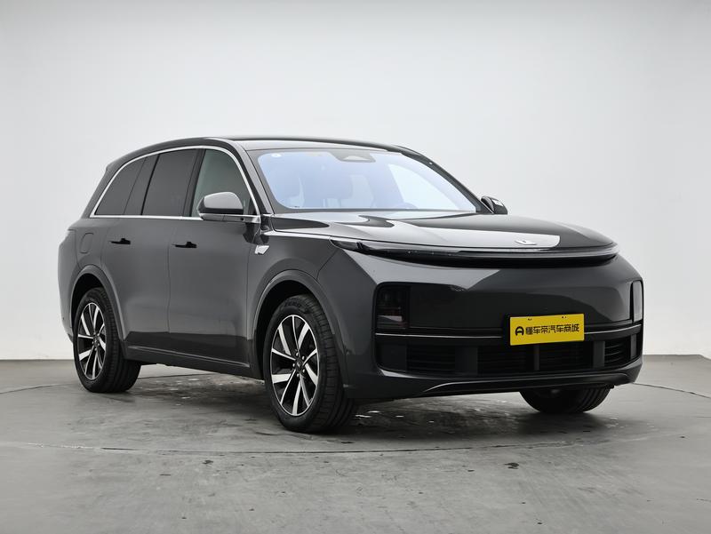 Li Auto Ideal L8 2023