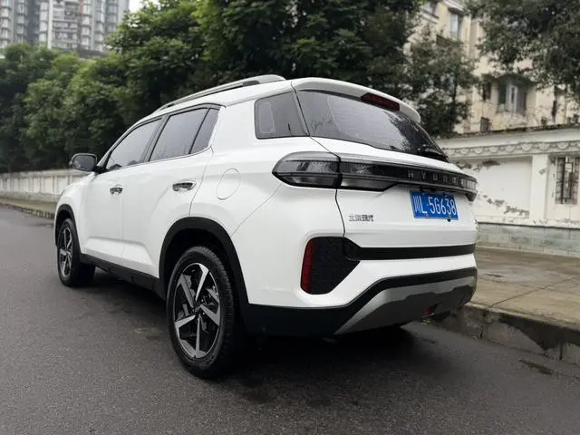 Hyundai Hyundai ix35 240T GDi DCT two-wheel drive leading version GLS