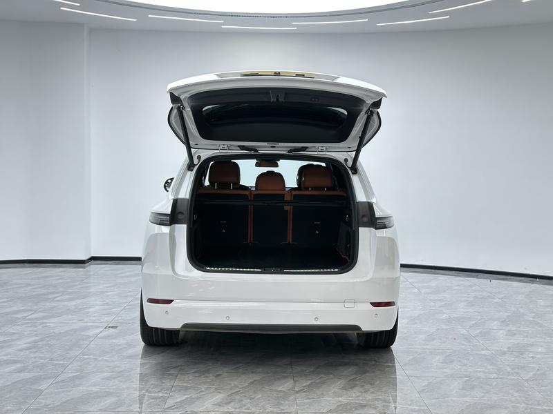 Li Auto Ideal L7 2024