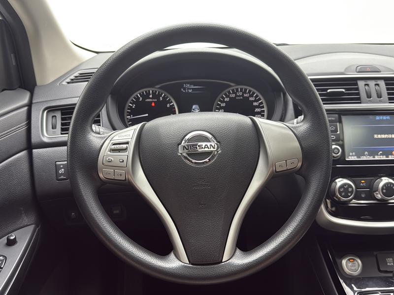 Nissan Qida TIIDA 2016
