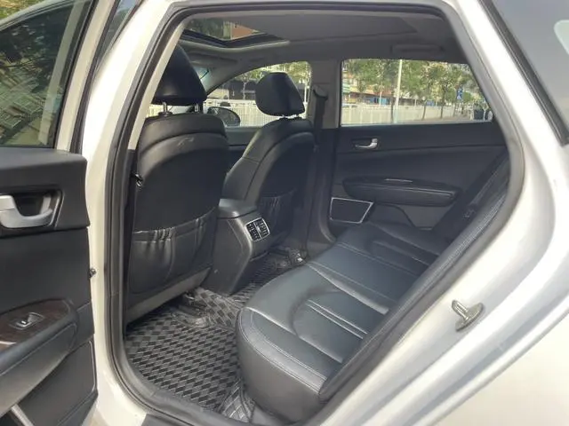 Kia Kia K5 1.6T automatic PRM