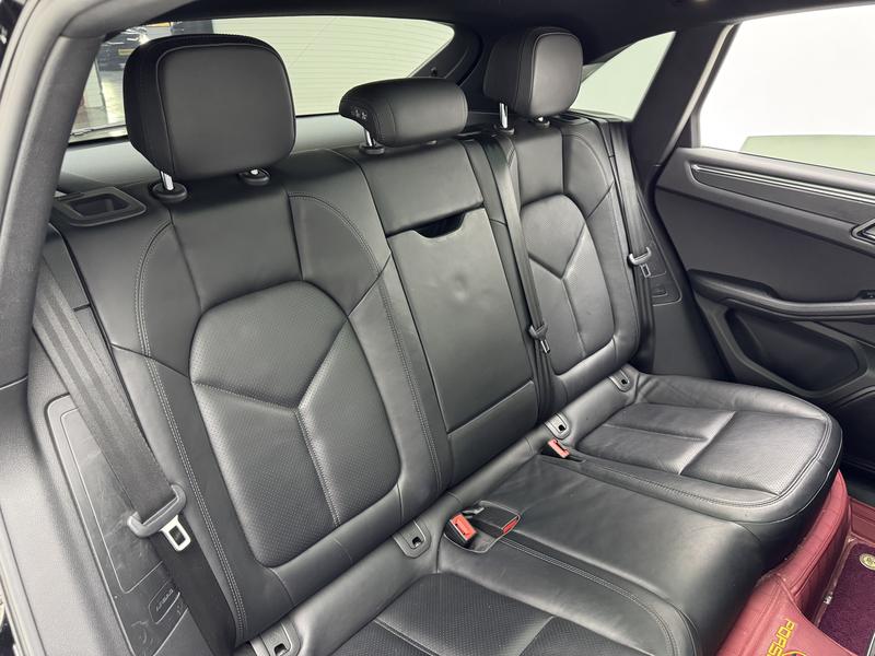 Porsche Macan 2016