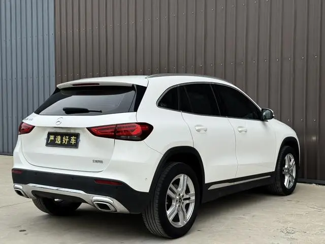 Mercedes-Benz Mercedes-Benz GLA GLA 180