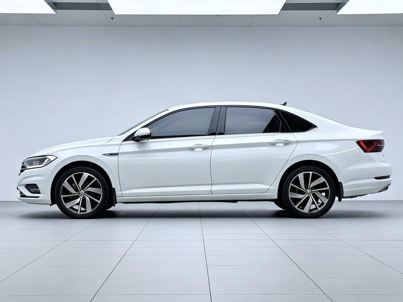 Volkswagen Sagitar 2022