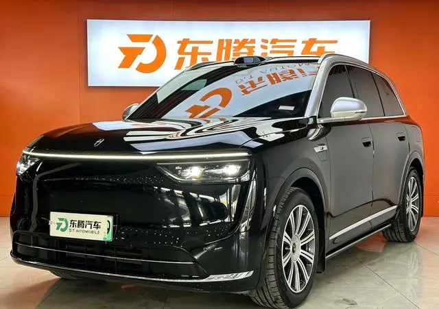 AITO Ask the world M8 Extended range Max+ six-seater version