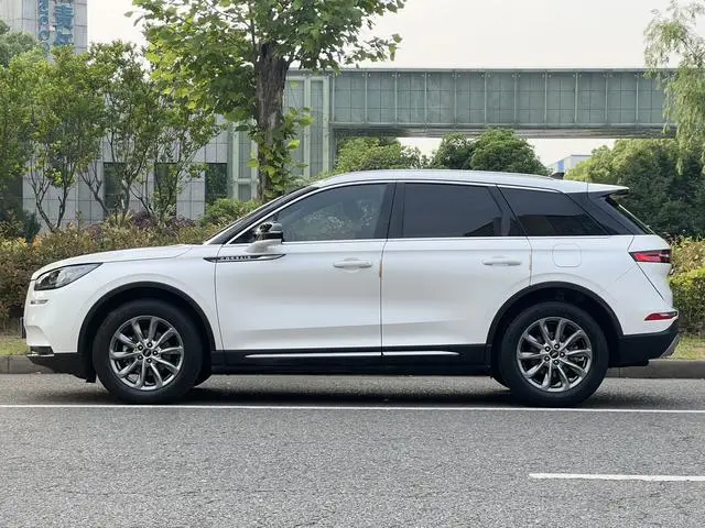 Lincoln Adventurer 2.0T two-wheel drive Exclusive edition