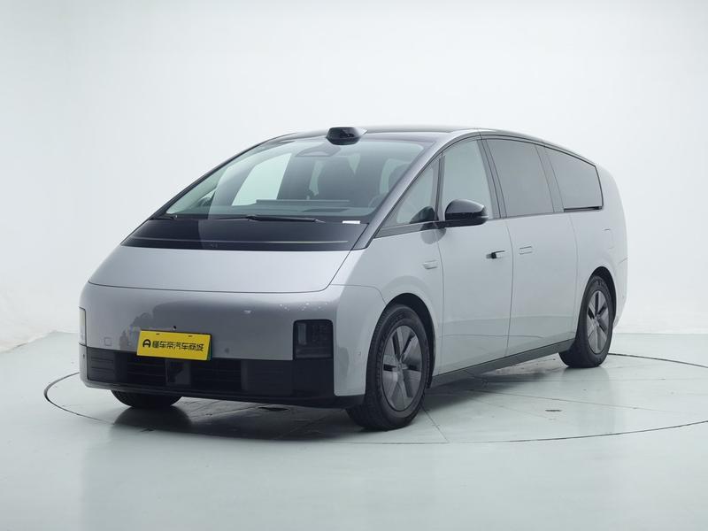 Li Auto Ideal MEGA 2024