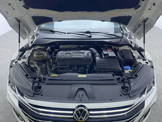 Volkswagen Volkswagen CC 380TSI eye-catching version