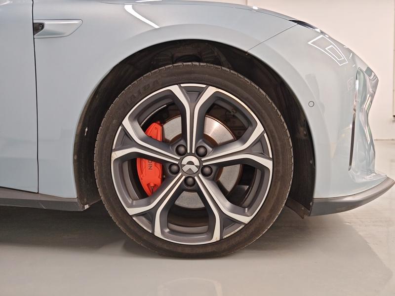 NIO NIO ET5 2022