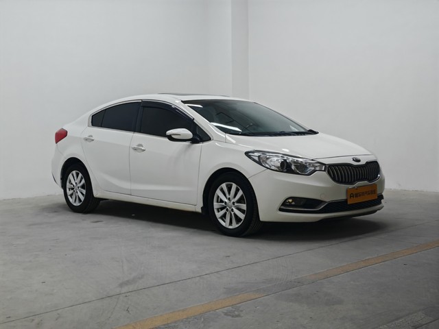 Kia Kia K3 2015