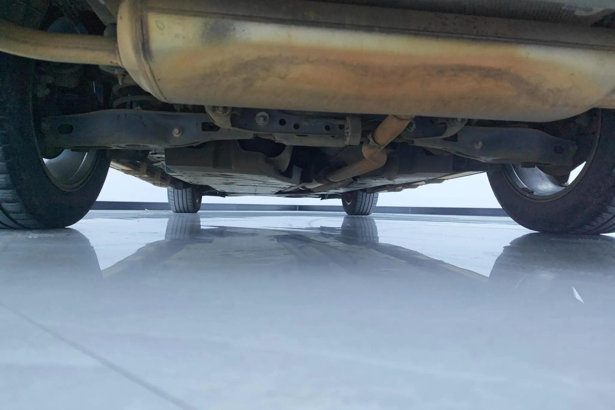 TOYOTA RAV4 Rongfang 2.0L CVT two-wheel drive fashion version
