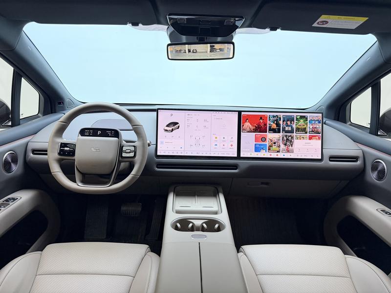 Li Auto Ideal i6 2025