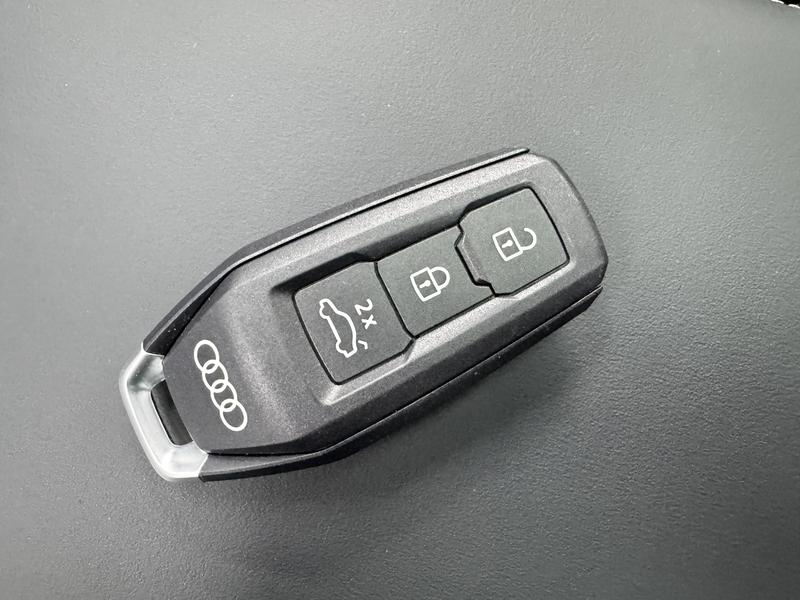 Audi Audi Q5L 2026