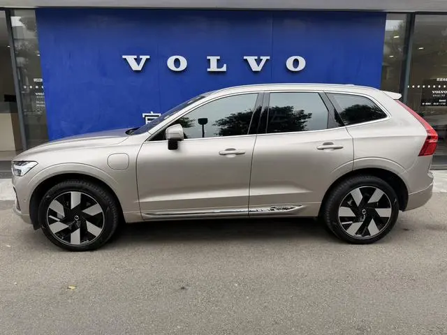Volvo Volvo XC60 PHEV T8 four-wheel drive long battery life Zhiyuan Deluxe Edition