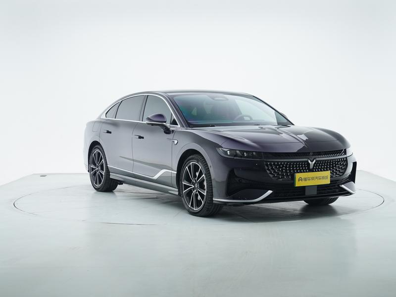 Voyah Lantu Chasing Light PHEV 2024