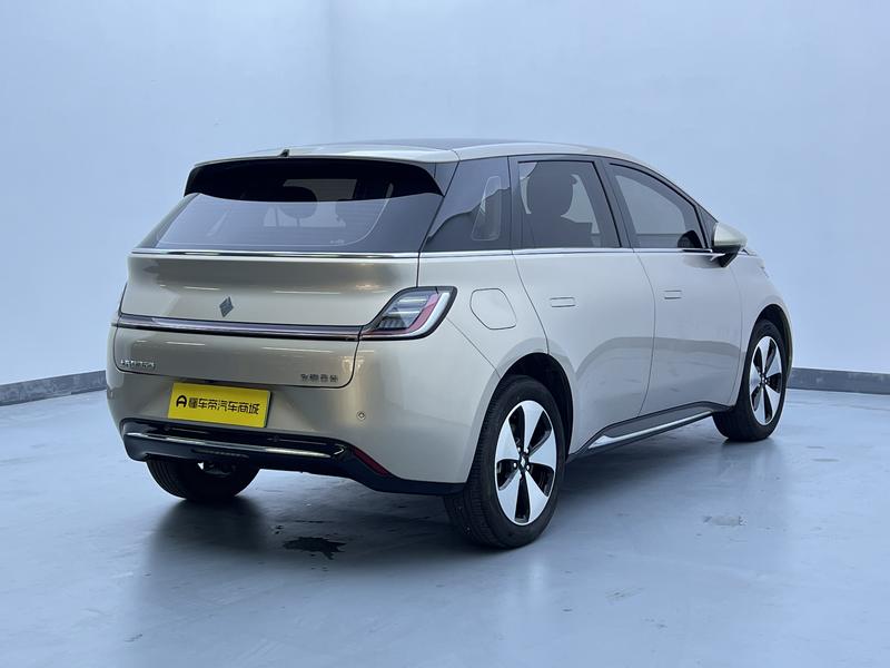 Baojun Yunduo 2023