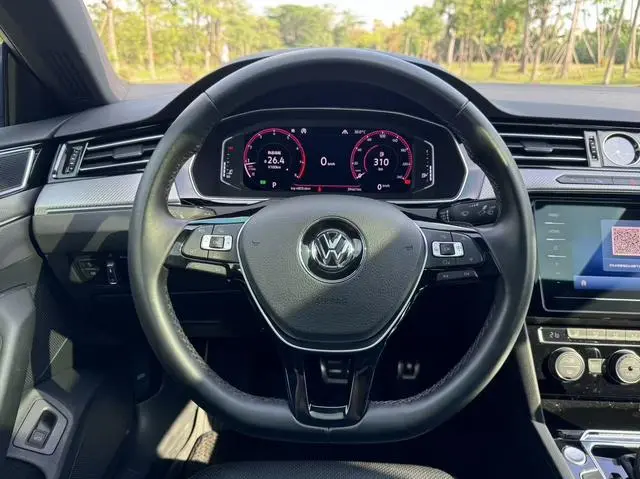Volkswagen Volkswagen CC 330TSI Charm Edition Country VI