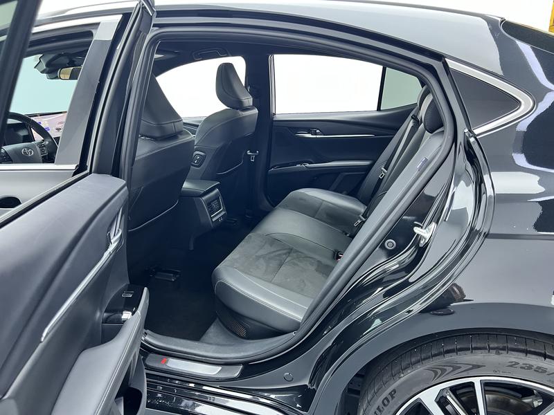Toyota Camry 2024