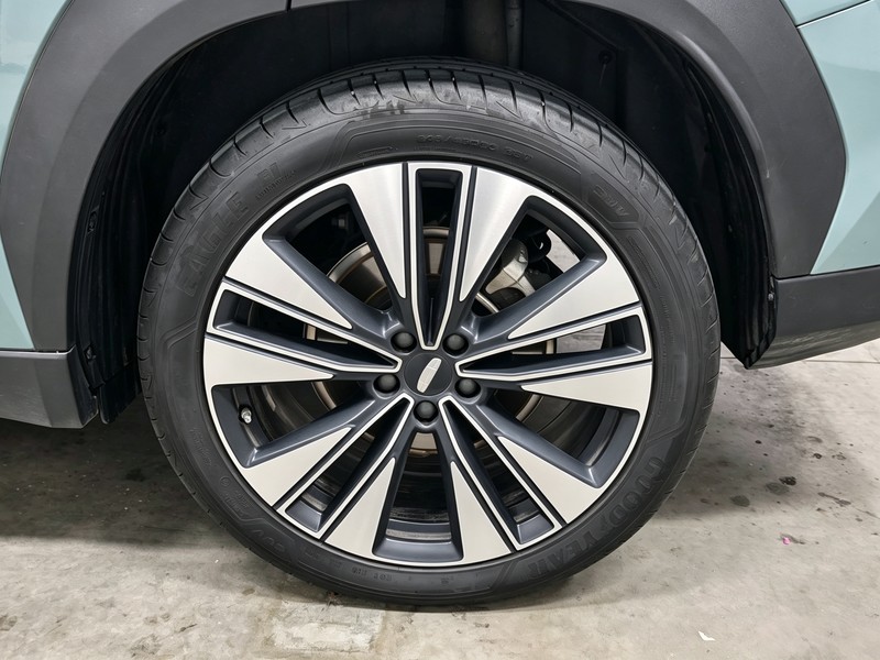 Geely Boyue L 2025