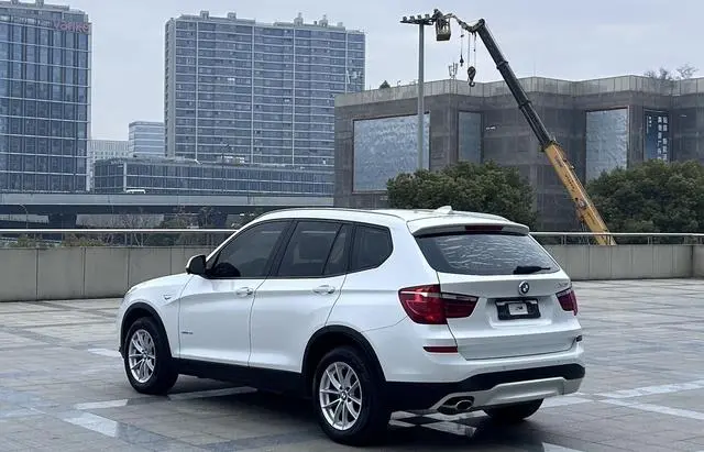BMW BMW X3 (imported) sDrive20i
