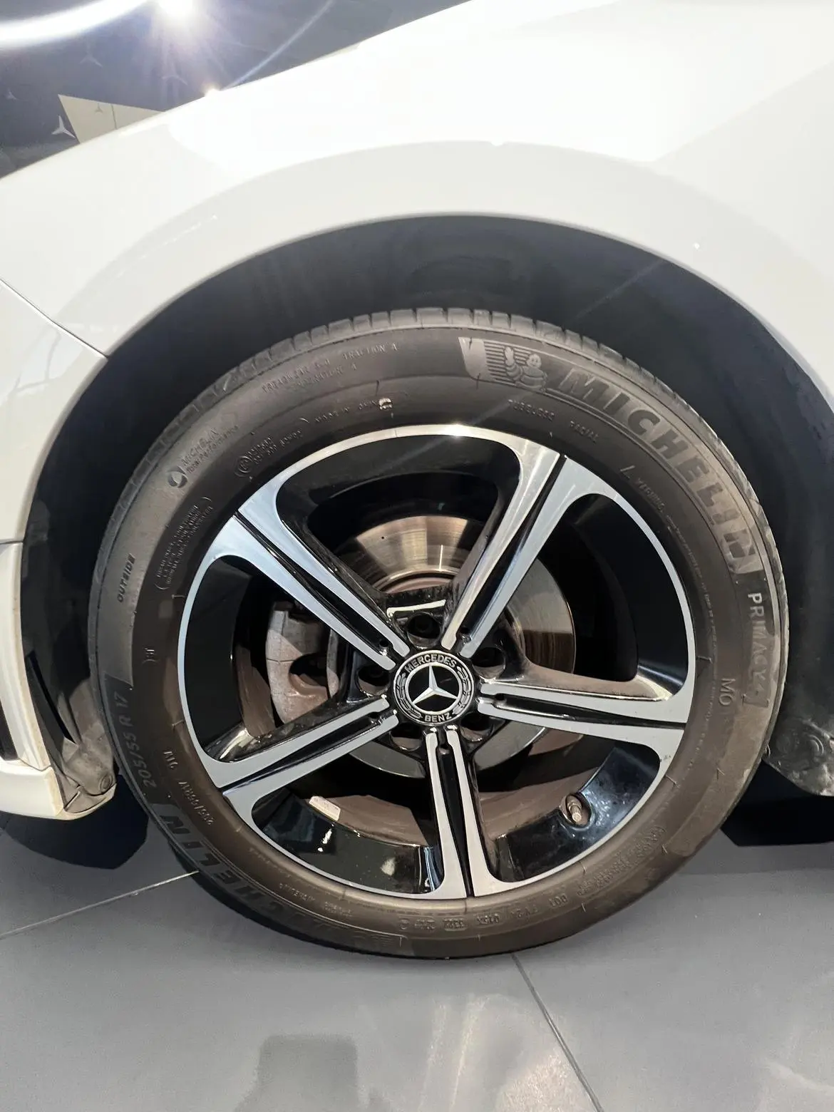 Mercedes-Benz Mercedes-Benz A-class Facelift A 200 L sports sedan dynamic version