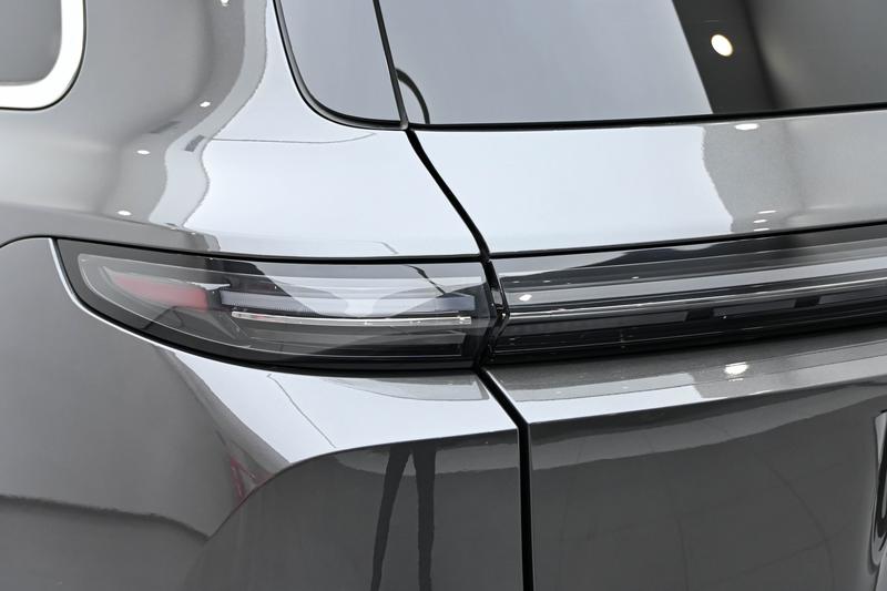 Li Auto Ideal L9 2022