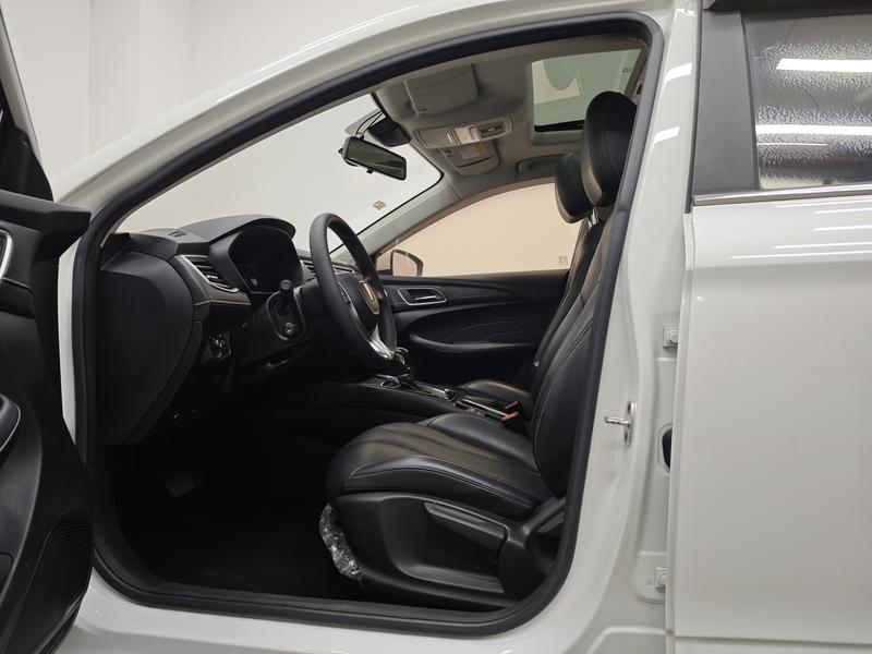 Roewe Roewe i5 2019