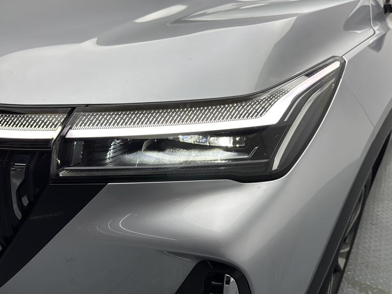 Geely Boyue L 2025