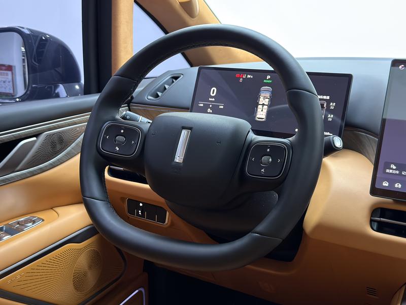 WEY 高山 PHEV 2025