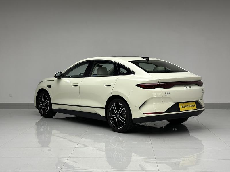 BYD Qin L EV 2025