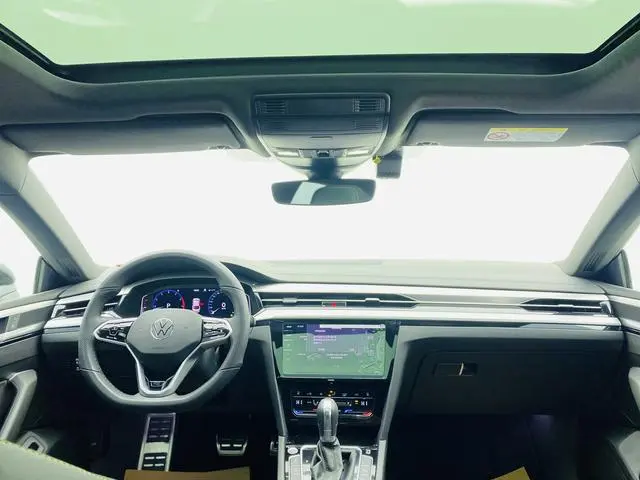 Volkswagen Volkswagen CC 380TSI eye-catching version