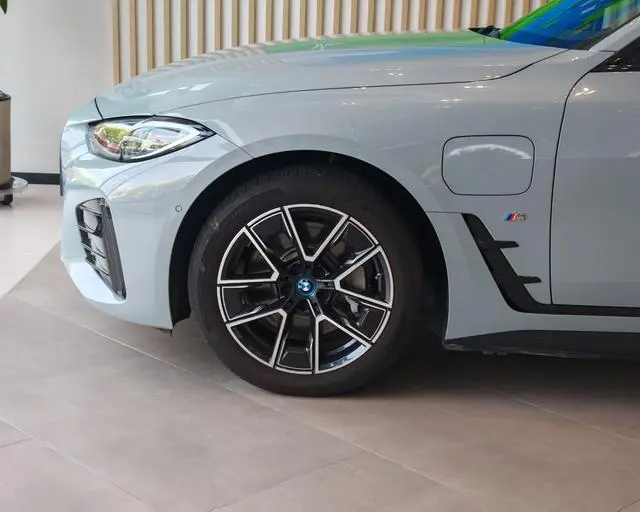 BMW BMW i4 eDrive40