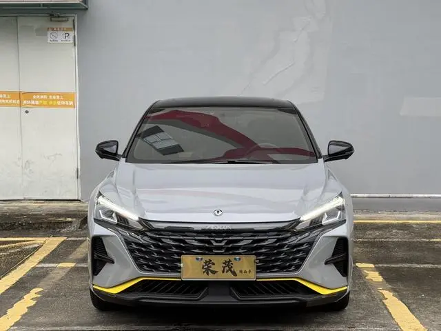 Dongfeng Fengshen Yi Hyun 1.5T Automatic Dreamcatcher Edition