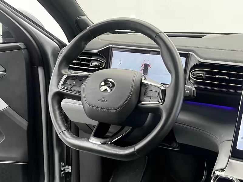 NIO NIO ES6 2020