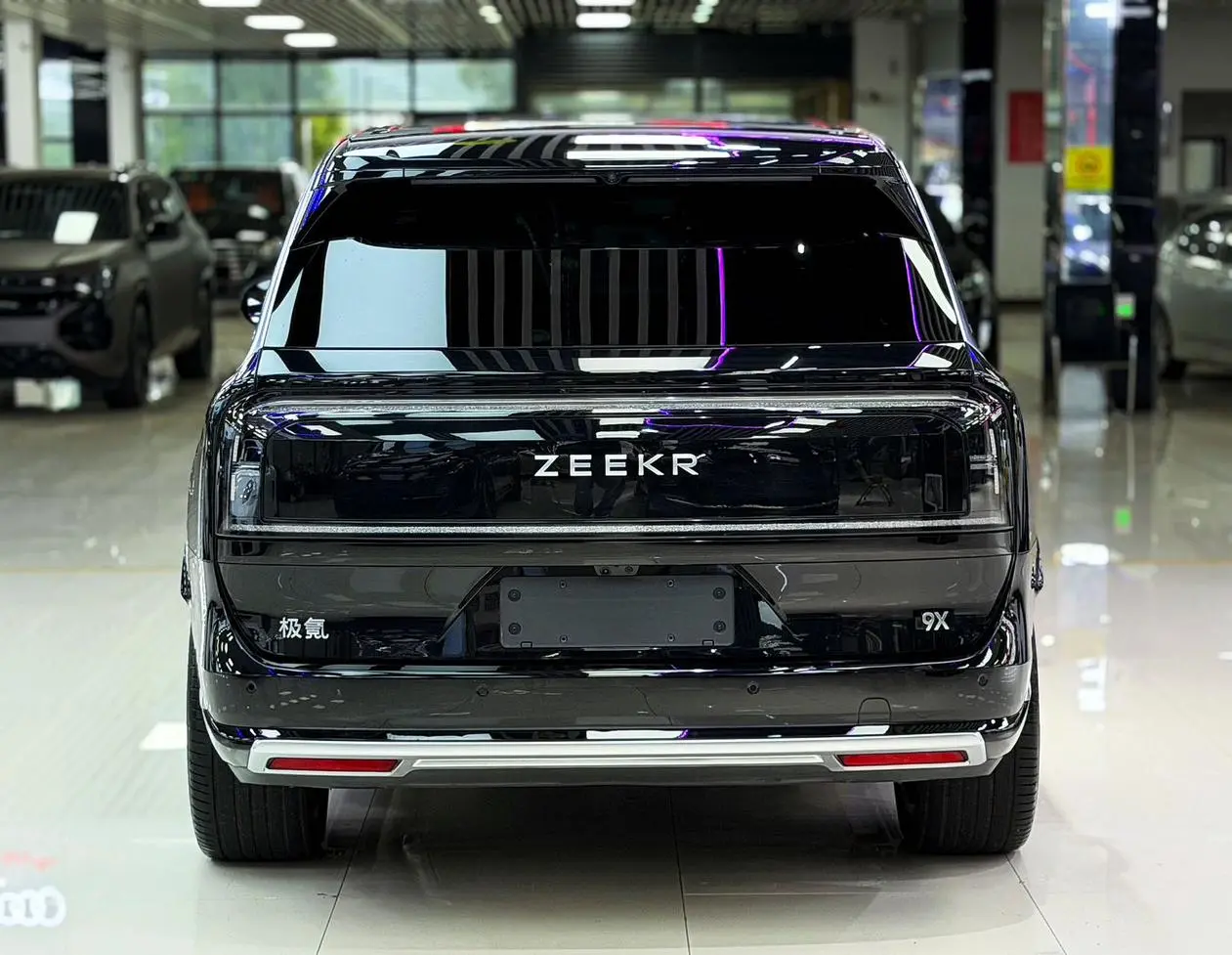ZEEKR ZEEKR 9X Ultra version 70kWh