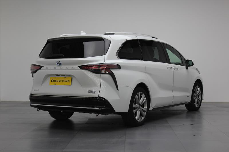 Toyota Sienna 2023