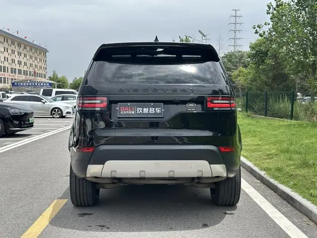 Land Rover discover 3.0 V6 HSE LUXURY