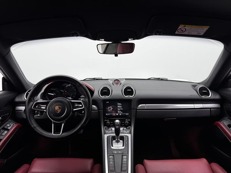 Porsche Porsche 718 2016