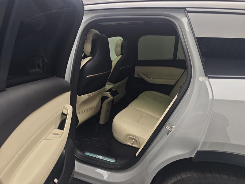 NIO NIO ES6 2024