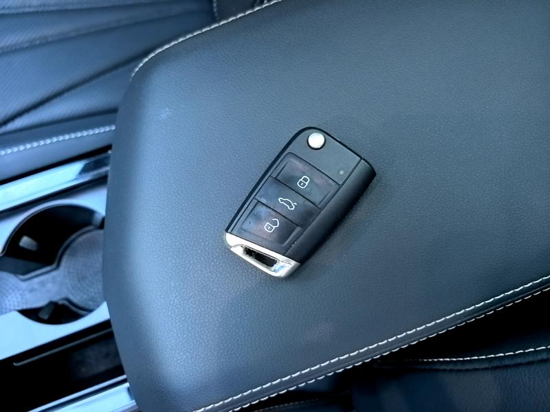 Volkswagen Passat 2025