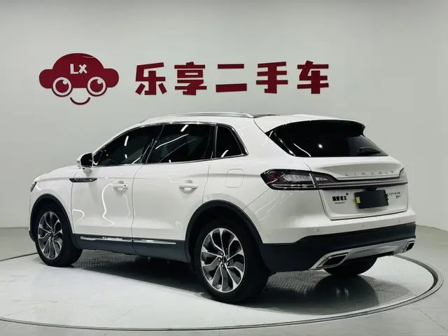 Lincoln Navigator 2.0T four-wheel drive Zunya Edition